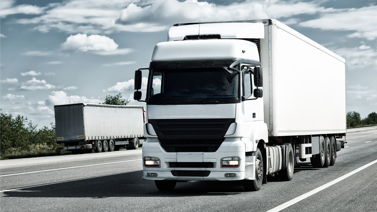 Branża TSL czyli jak chronić zlecenia i płynność, żeby auto jechało, a faktura wracała na czas