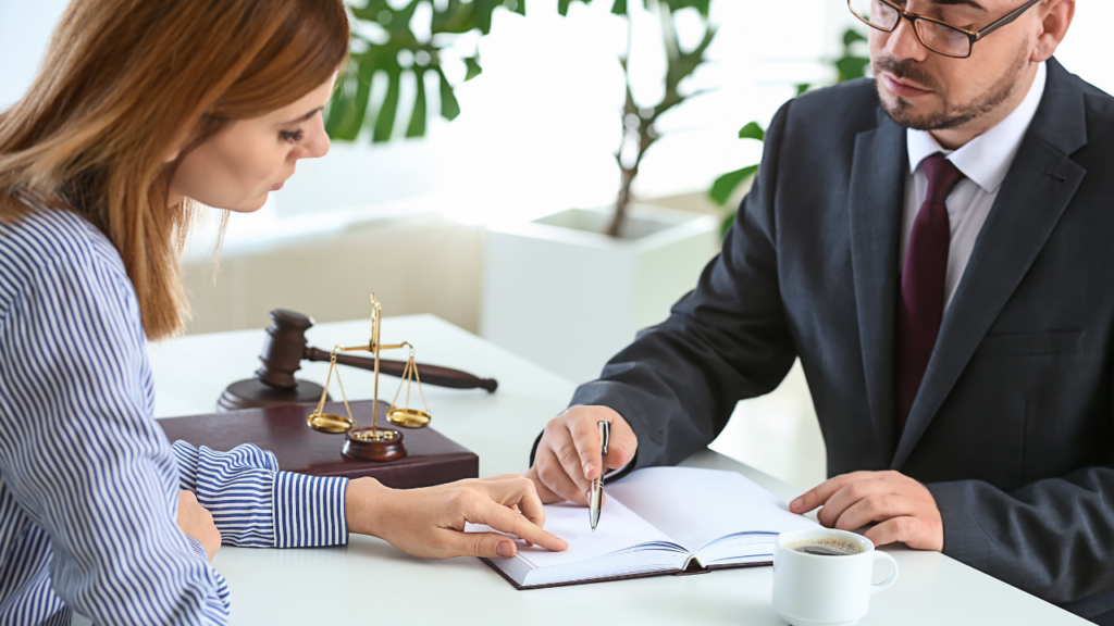 Prawnik w firmie to nie tylko pomoc w kryzysie, ale przede wszystkim wsparcie w zapobieganiu błędom